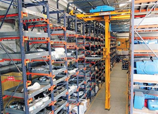 ElectroMech cranes build modern commercial vehicles