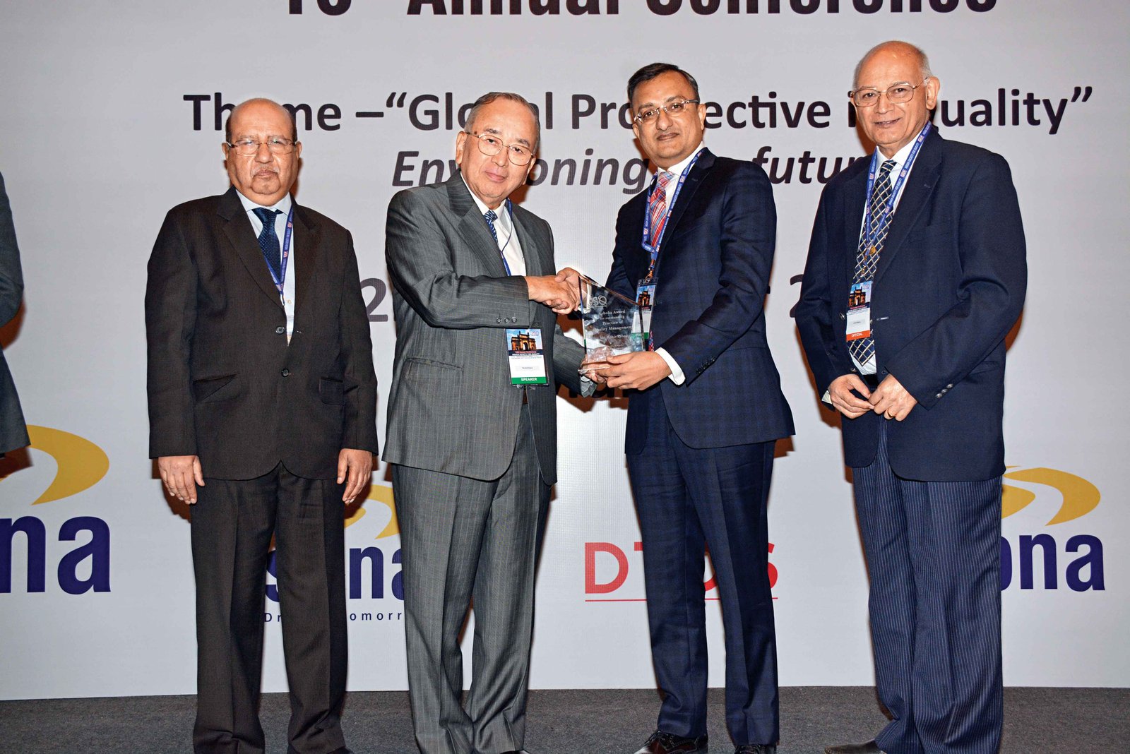 Rohit Saboo receives Ashoka Award