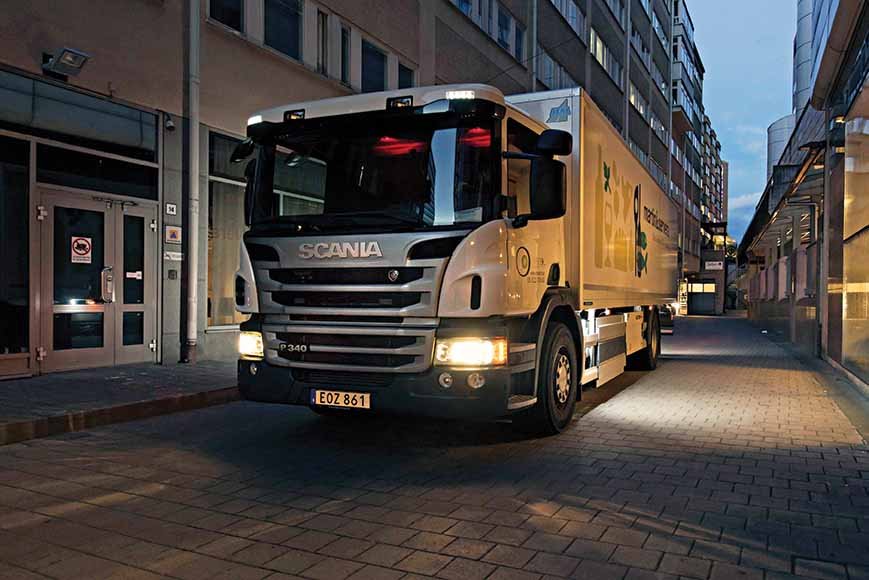 Scania P 340 4x2 box body, CNG.
Stockholm, Sweden
Photo: Kjell Olausson 2015