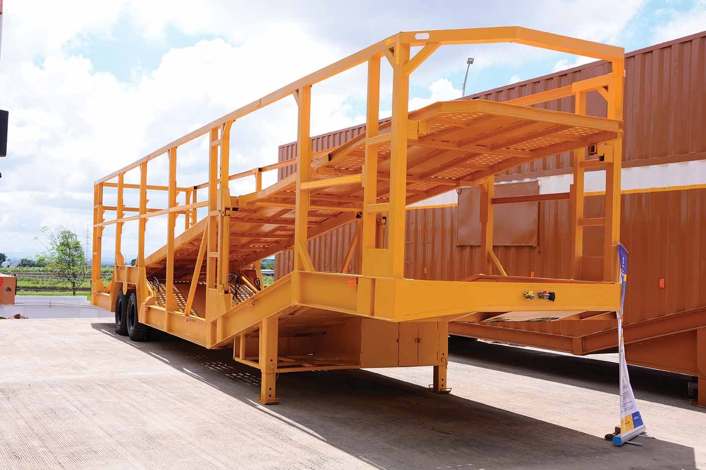Tractor-trailers support efficient operations