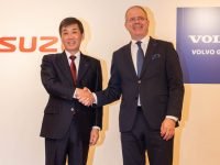 Volvo Group transfer UD Truck business to Isuzu Motors